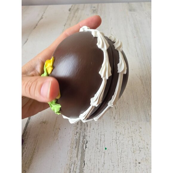 Vintage chocolate egg Easter spring flower figurine trinket decor statue‎ - Picture 2 of 7